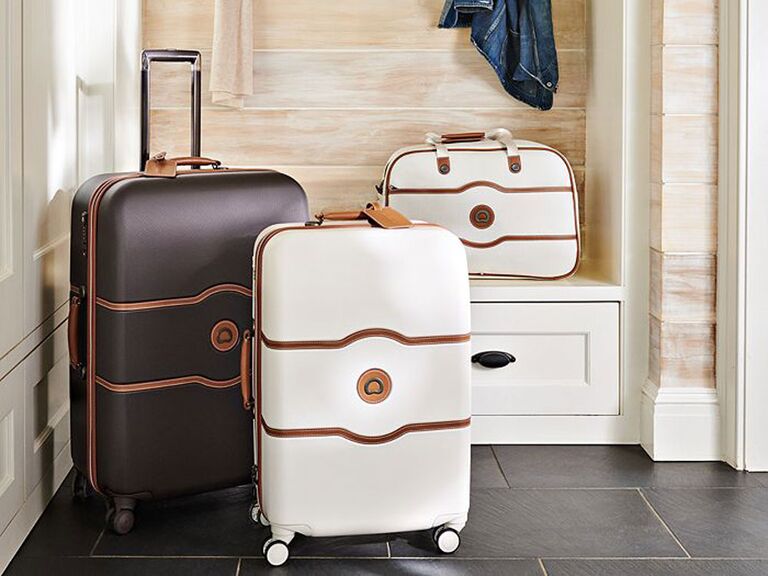 His and hers luggage outlet