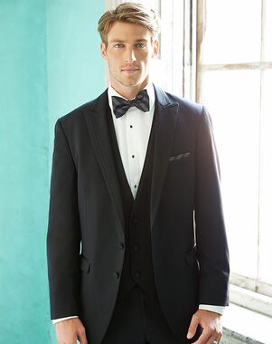 Allure Men Onyx Black Tuxedo