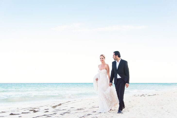 Michelle Minagorri (a real estate professional) married Vincent Benoleil (a restaurateur) in a simple, elegant beach ceremony for 200 guests on the Ri
