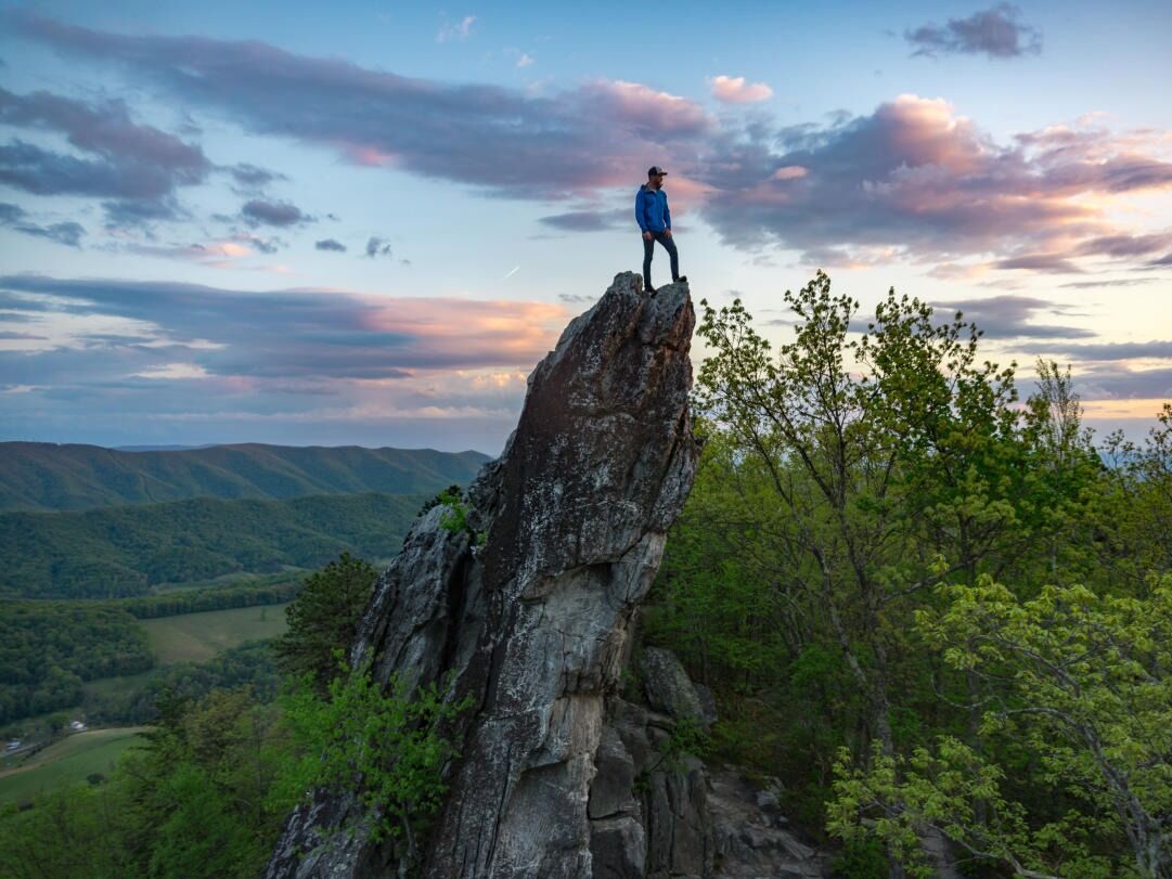 Picture of Dragons Tooth Trail Head