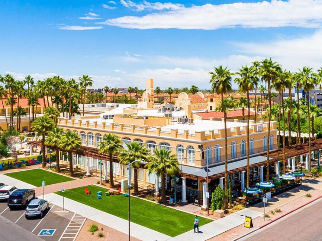Picture of Crowne Plaza Resort Phoenix - Chandler Golf Resort, an IHG Hotel