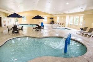 Picture of Comfort Suites Lake Geneva East