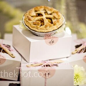 Mini Apple Pie Favors