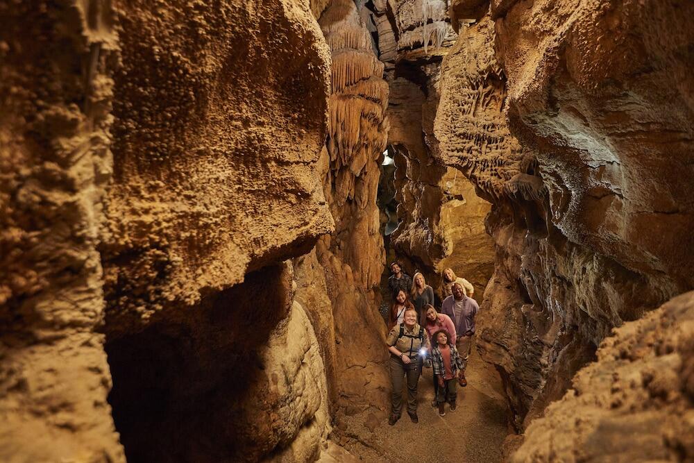 Picture of Carter Caves State Resort Park