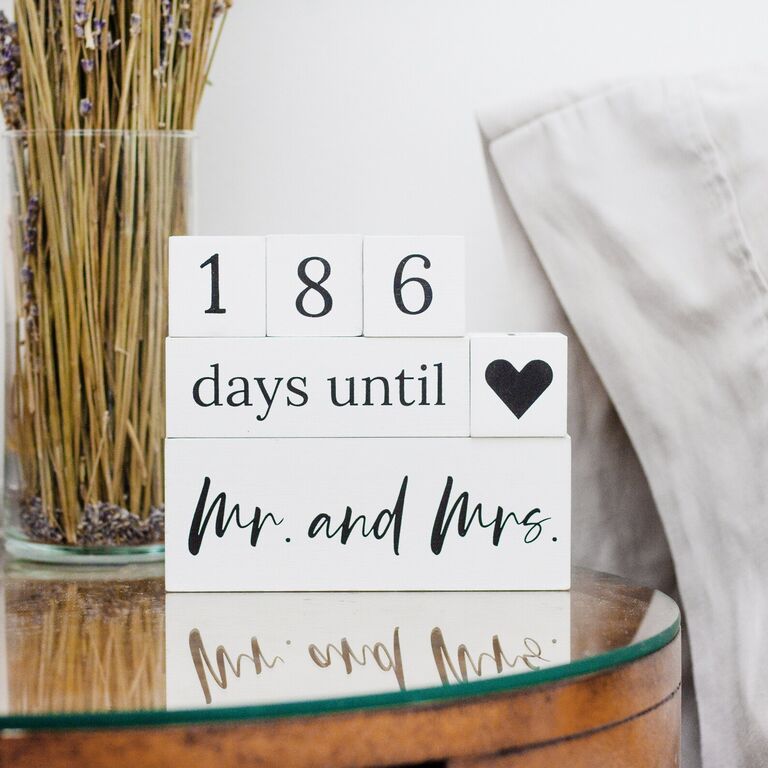 Personalized Mr. and Mrs. countdown blocks. Best gifts for engaged couples. 