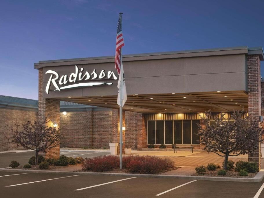 Picture of Radisson Hotel and Conference Center 