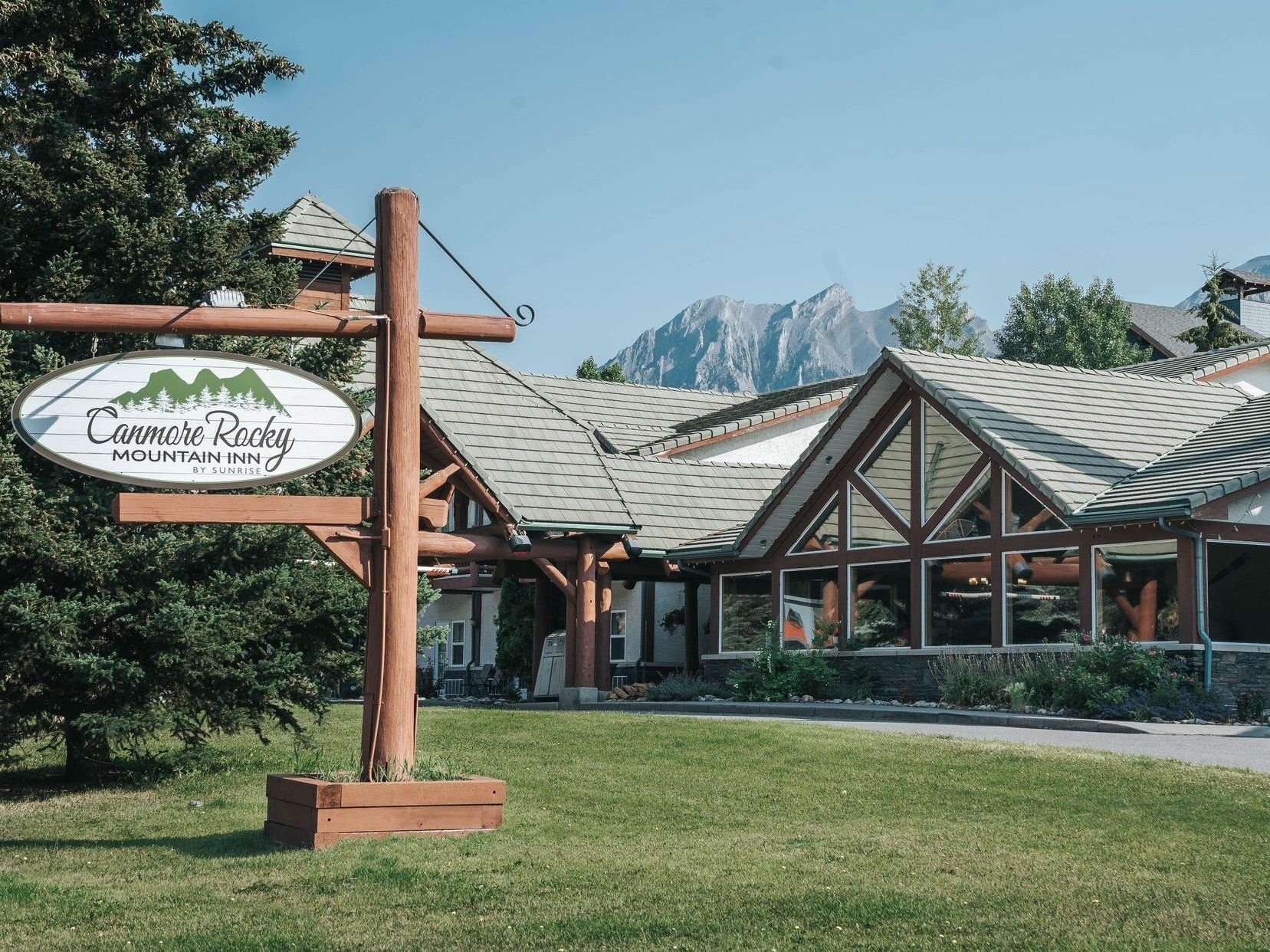 Picture of Canmore Rocky Mountain Inn