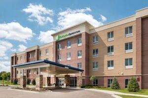 Picture of Holiday Inn Express & Suites St. Louis Chesterfield an IHG Hotel