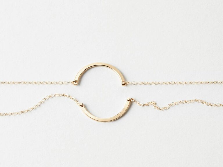 Half-circle matching couples necklaces