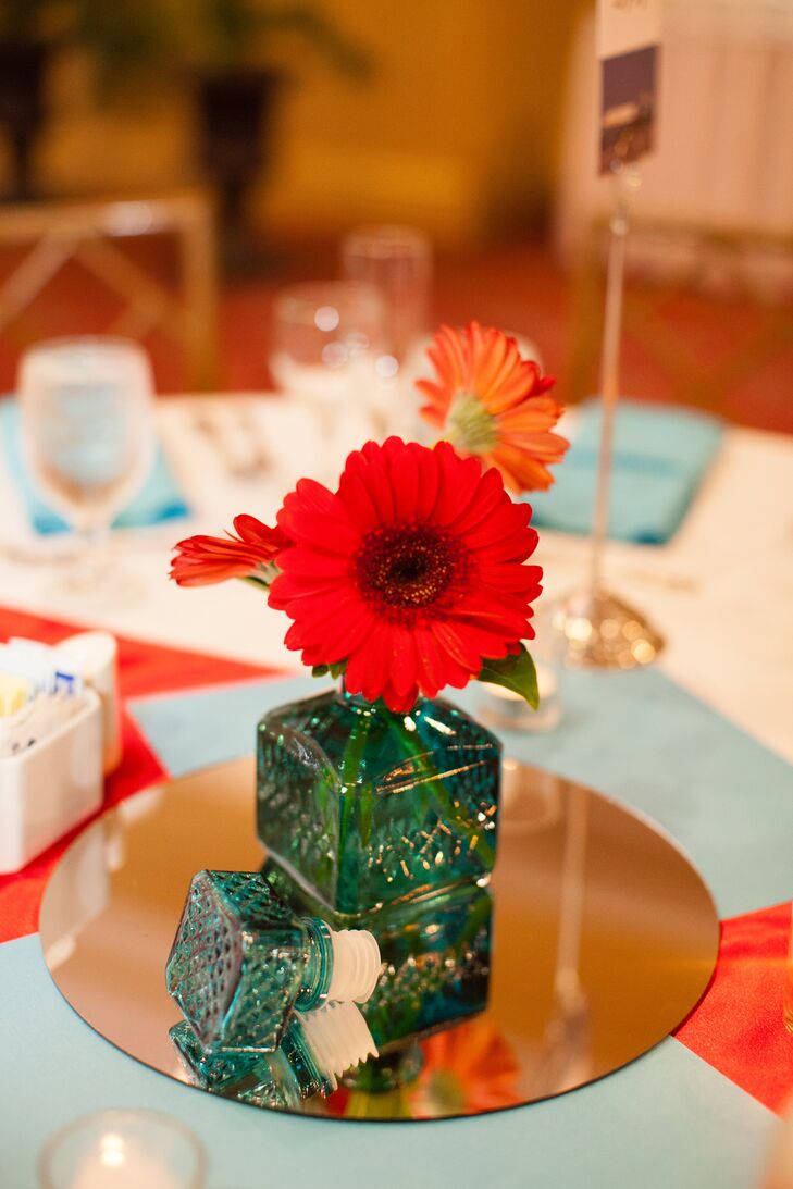 Red Daisy Floral Table Centerpiece