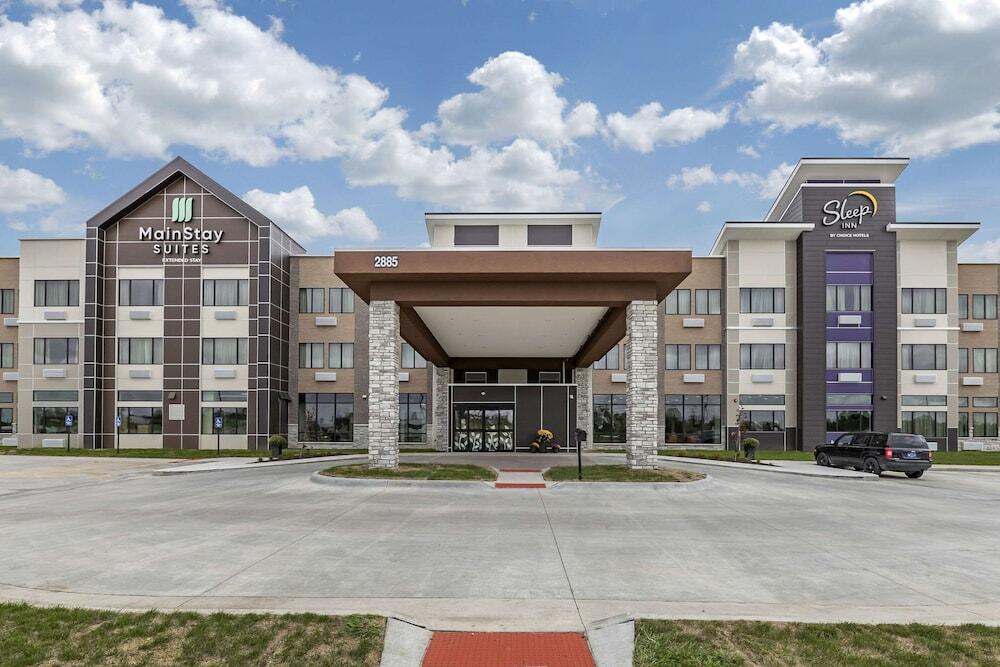 Picture of MainStays Suites Milwaukee/Franklin 