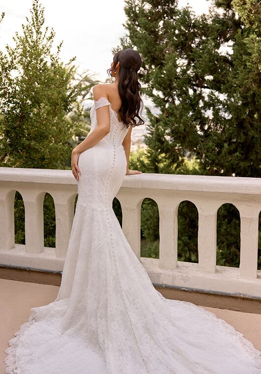 Essense of Australia D4456 Fit-and-Flare Wedding Dress - 3