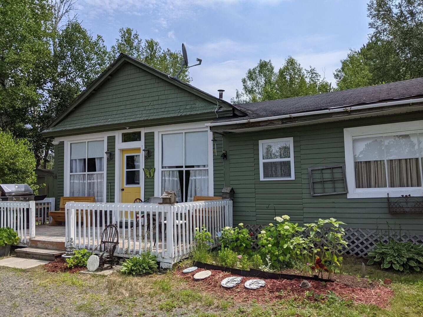 Picture of Darlene's Country Cottage