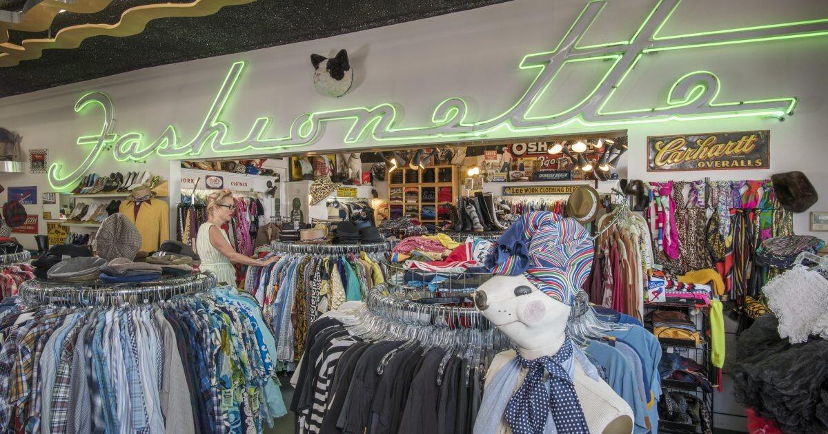 Picture of 4th Street Retro Row