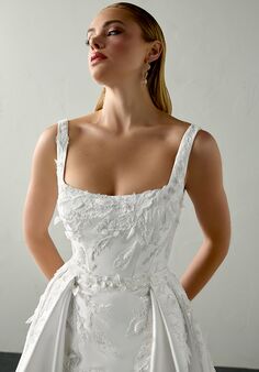 Justin Alexander Signature Carys Fit-and-Flare Wedding Dress