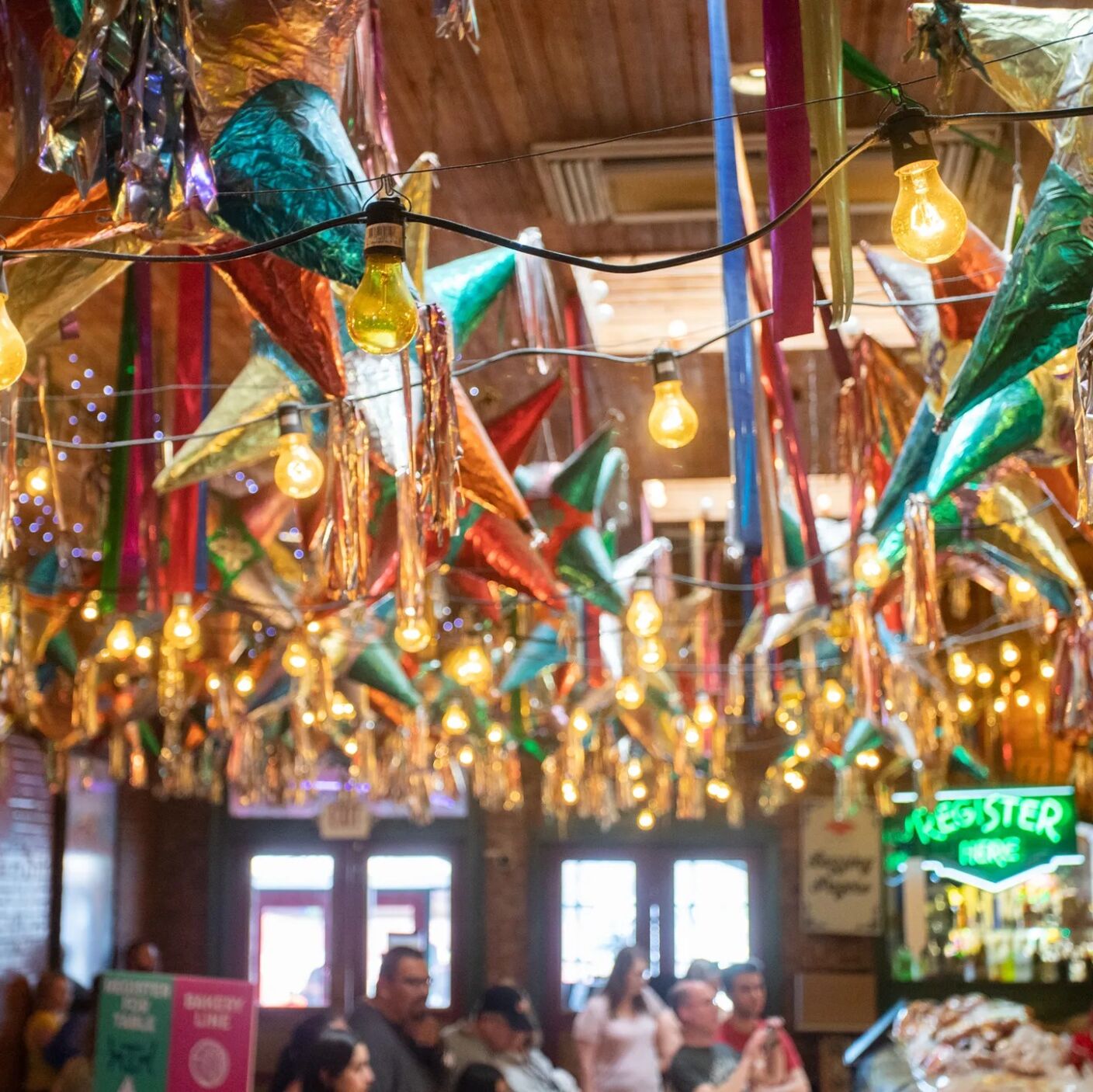 Picture of Mi Tierra Cafe y Panaderia