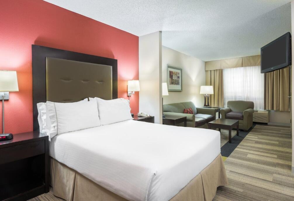 Picture of Holiday Inn Express & Suites Kendall East - Miami, an IHG Hotel