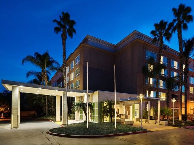 Picture of DoubleTree by Hilton Hotel San Diego - Del Mar