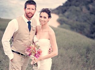 Bailey Wieden (31, a yacht stewardess) and Adam O’Sullivan (30, a yacht engineer) met while they were working on luxury yachts docked in Italy. They k