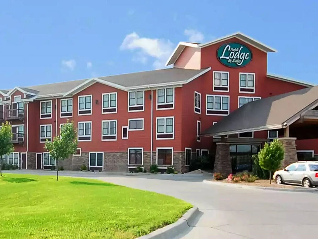Picture of Norfolk Lodge & Suites, Ascend Hotel Collection
