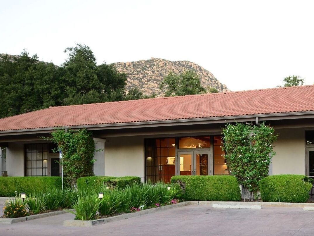 Picture of Riviera Oaks Resort & Racquet Club