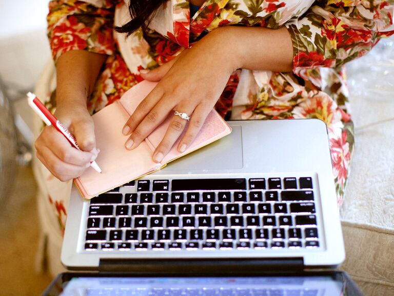 Online wedding planning research