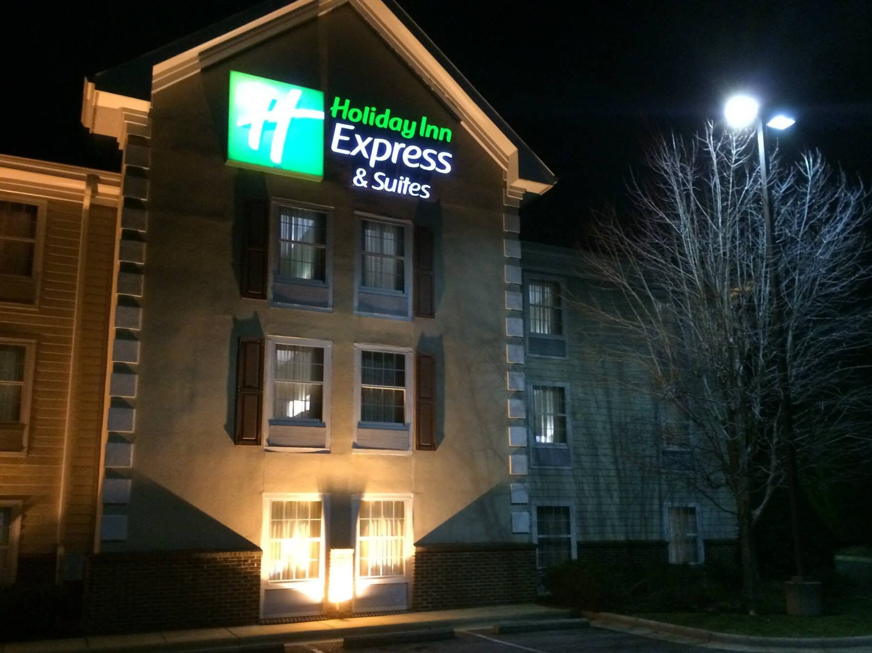 Picture of Holiday Inn Express & Suites Conover (Hickory Area), an IHG Hotel