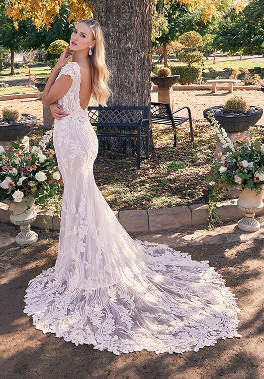 Casablanca Bridal Style 2526 Genevieve Fit-and-Flare Wedding Dress - 2