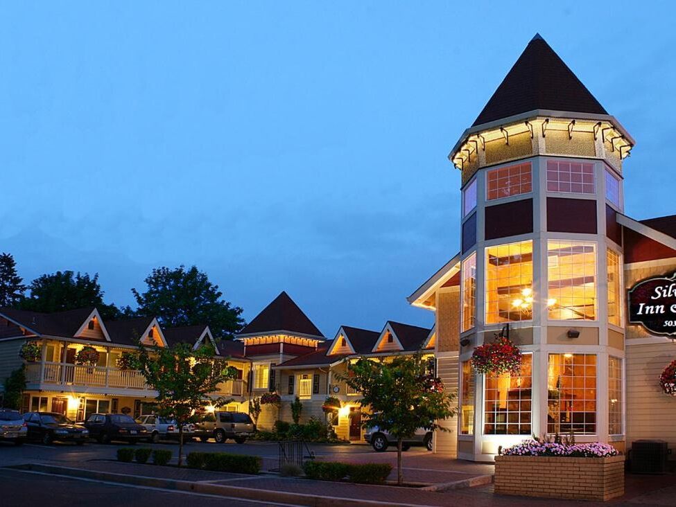 Picture of Silverton Inn & Suites
