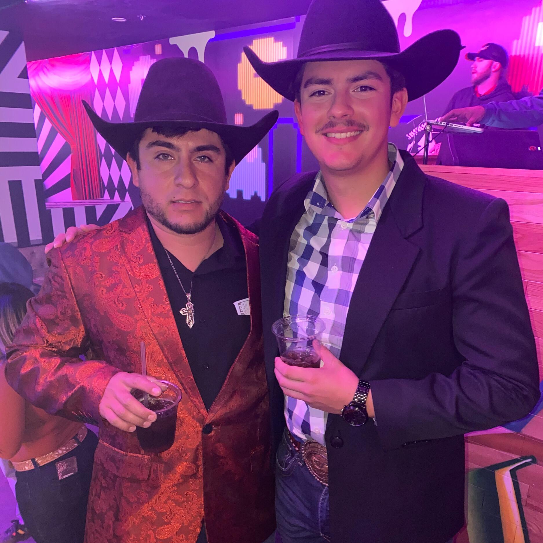 Armando Flores