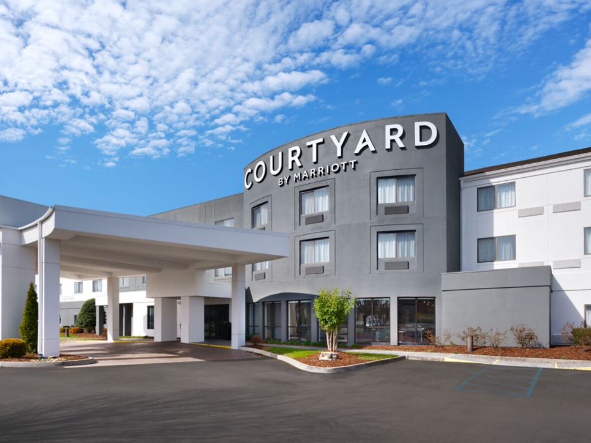 Picture of Courtyard Johnson City