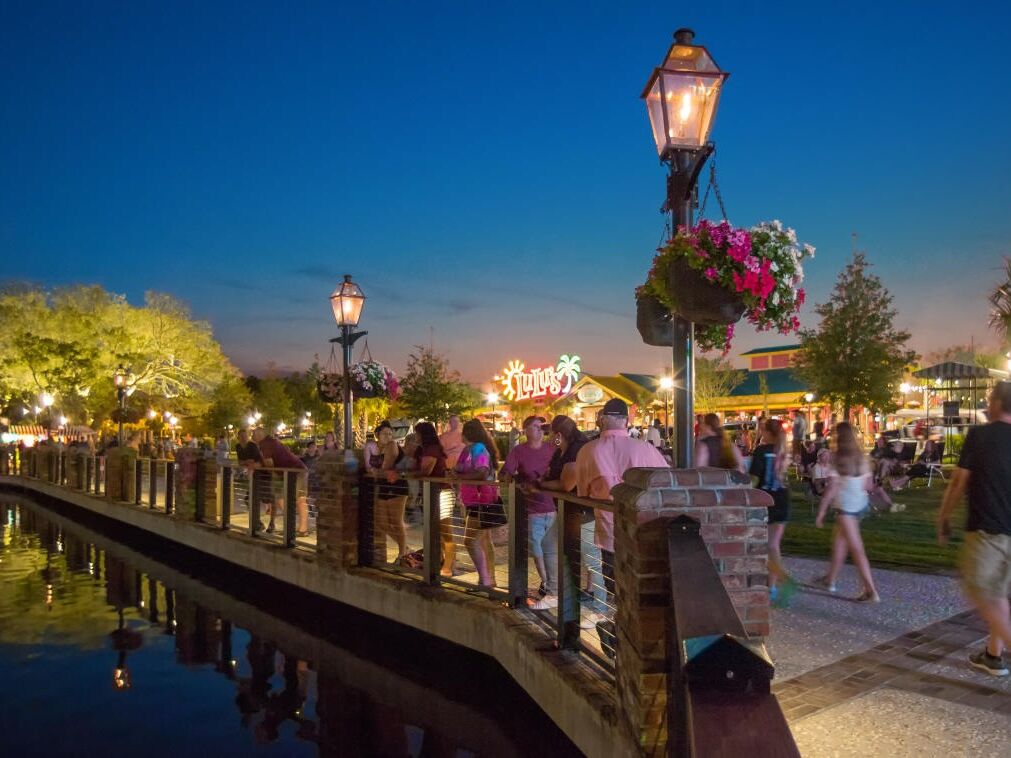Picture of Barefoot Landing
