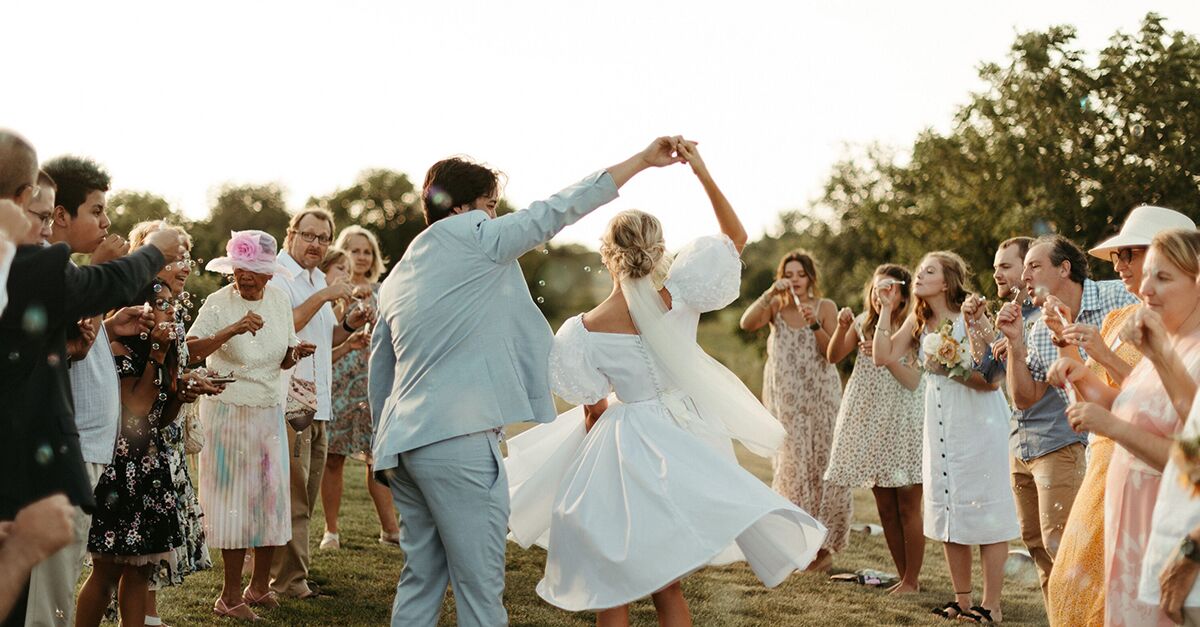 The Ultimate Guide to Summer Weddings