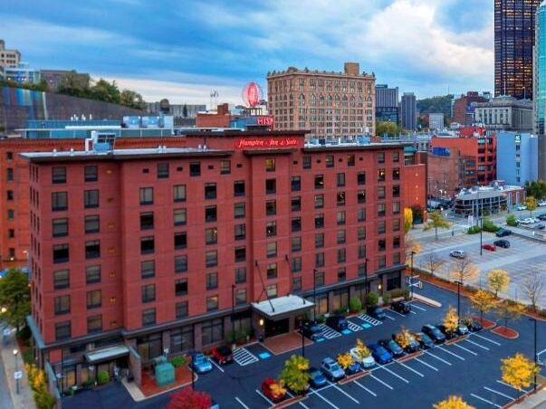 Picture of Hampton Inn & Suites Pittsburgh-Downtown