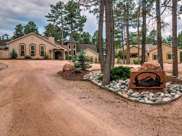 Picture of The Hideaway Inn and Conference Center