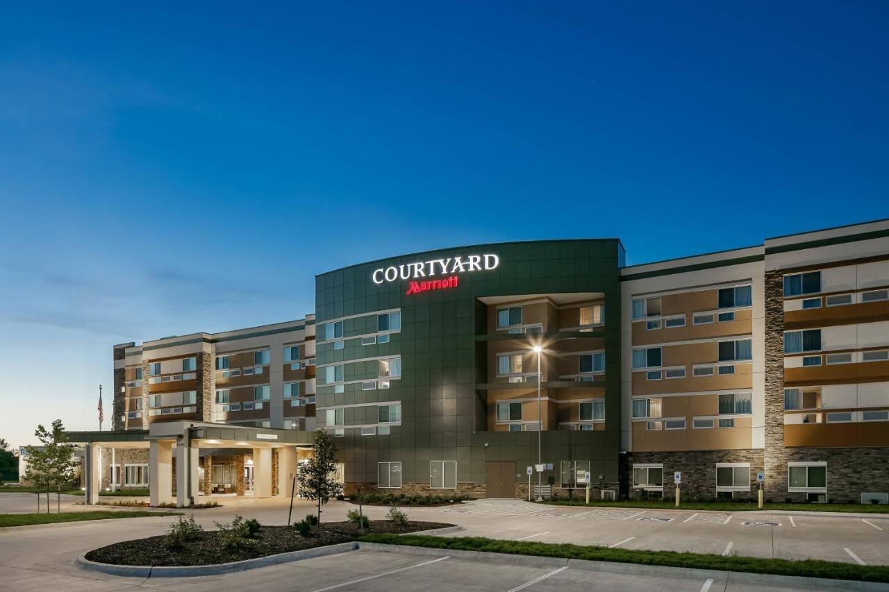 Picture of Courtyard Omaha Bellevue at Beardmore Event Center