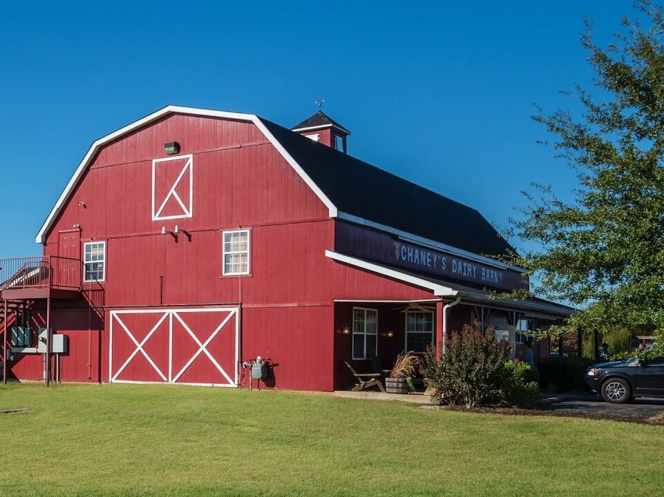 Picture of Chaney's Dairy Barn