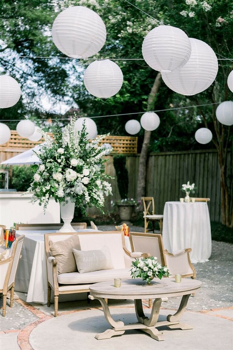 50 White Wedding Ideas for a Monochromatic Vibe