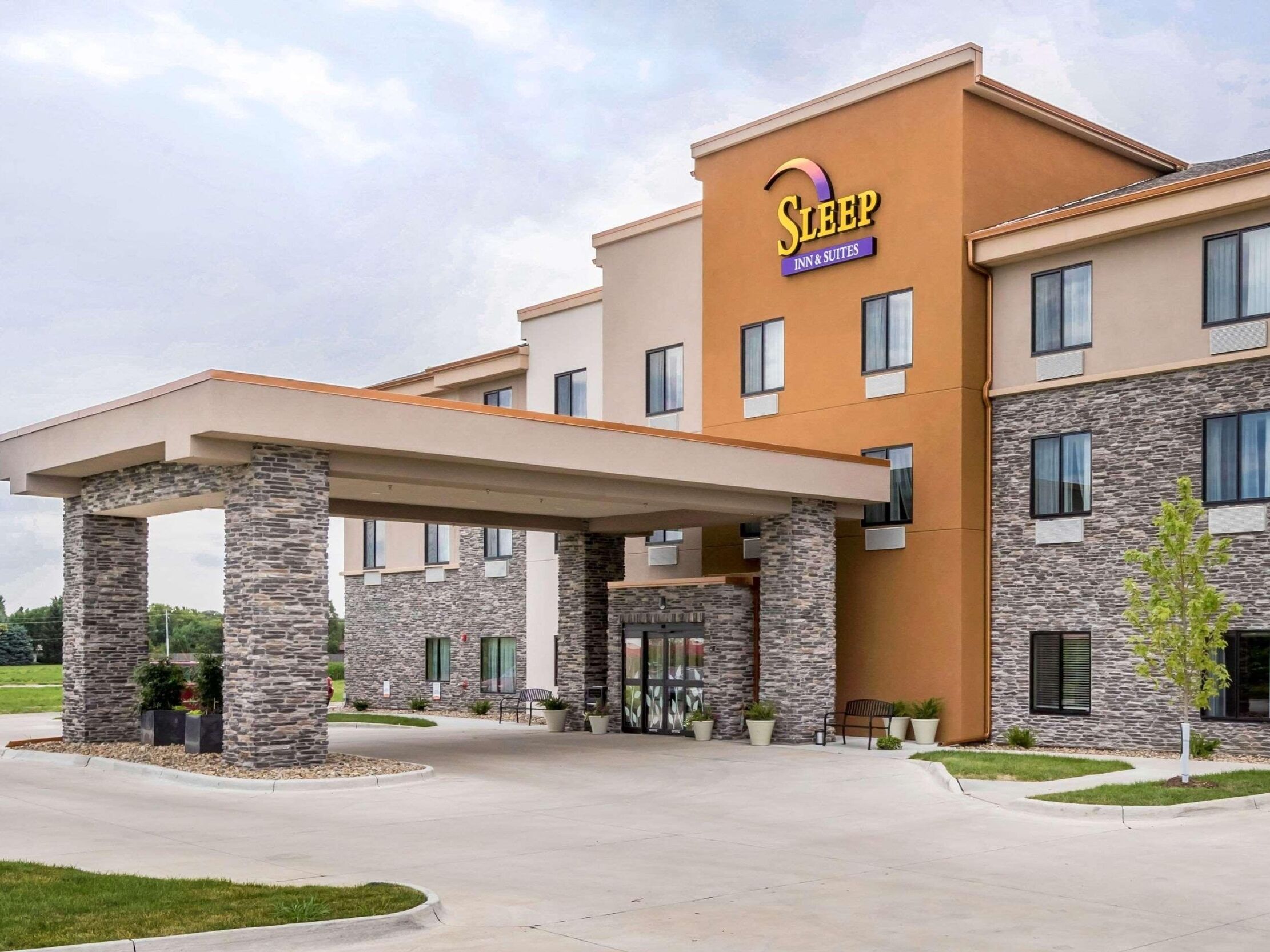 Picture of Sleep Inn & Suites West Des Moines - Jordan Creek