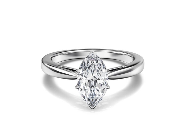lab grown diamond engagement ring