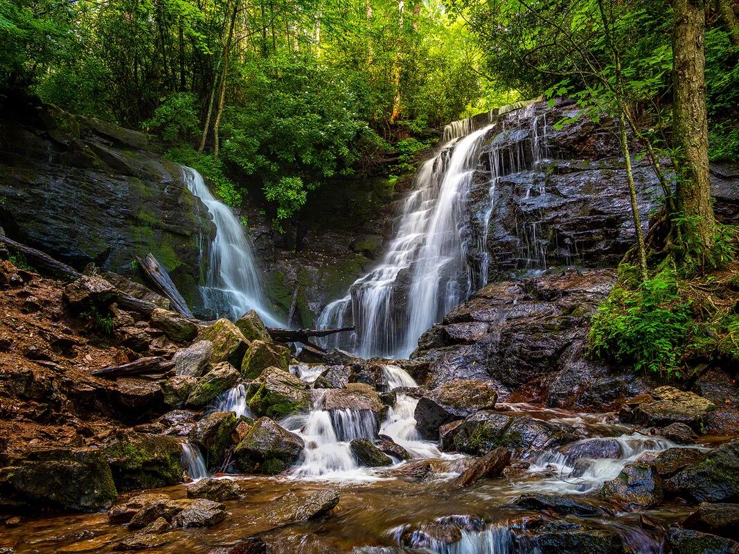 Picture of Soco Falls