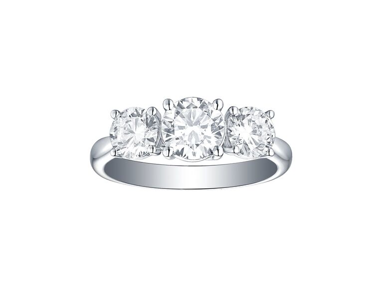 lab grown diamond engagement ring