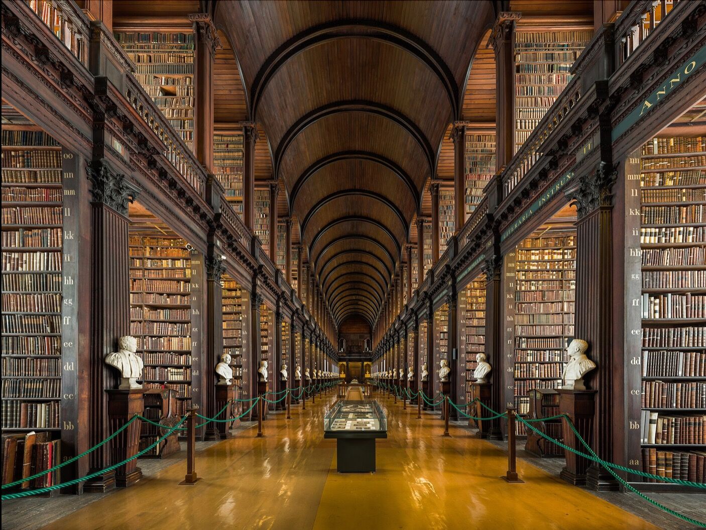 Picture of Trinity College and the book of Kells