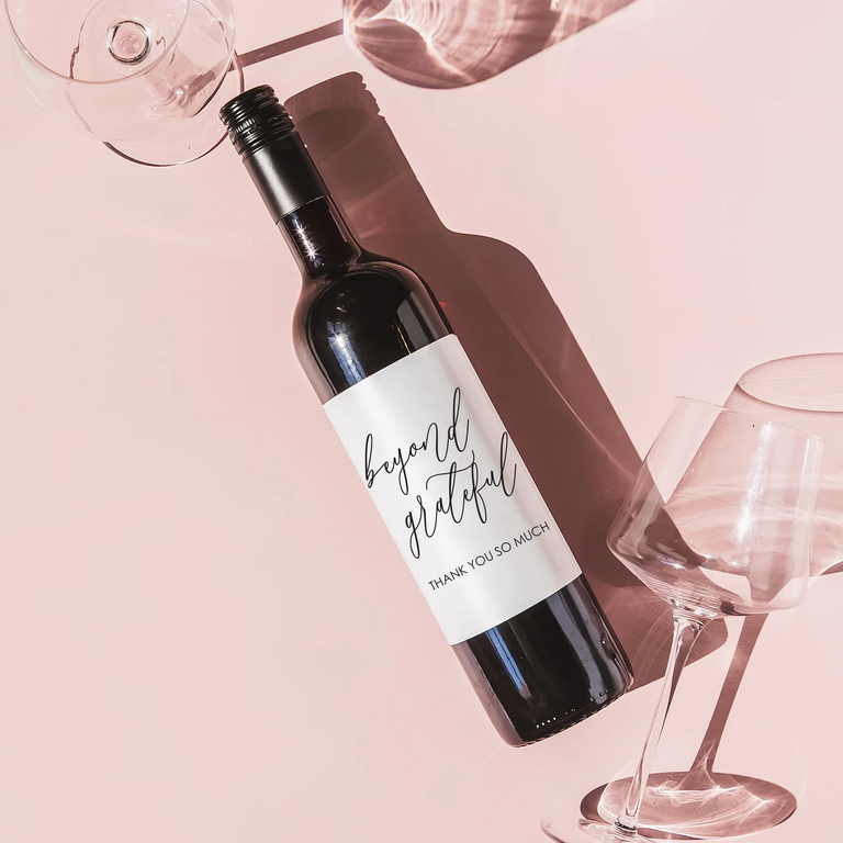 A personalized thank-you wine bottle from Labelmefun
