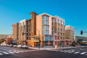 Picture of Hilton Garden Inn Burbank Downtown CA