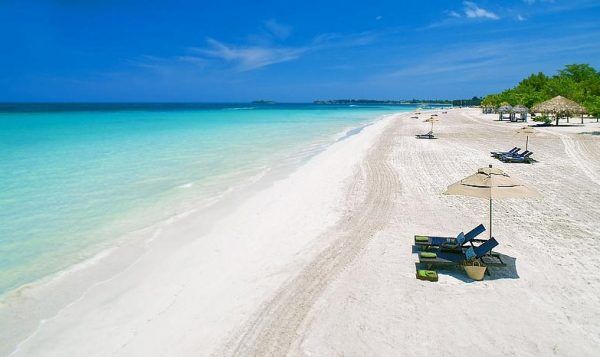 Picture of Seven Mile Beach