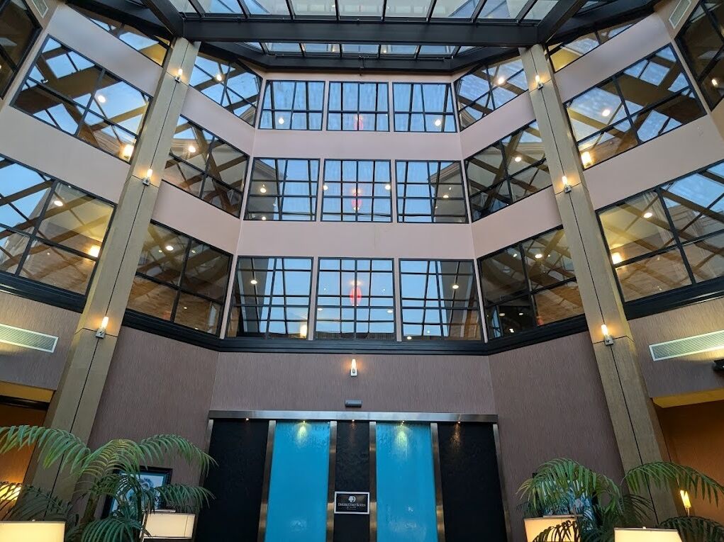 Picture of DoubleTree Suites by Hilton Hotel Bentonville