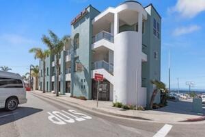 Picture of Beach House Inn & Suites
