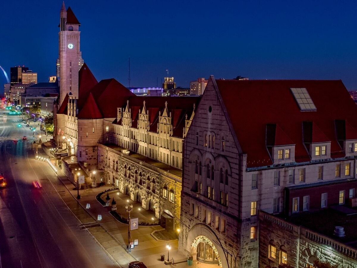 Picture of St. Louis Union Station Hotel, Curio Collection by Hilton