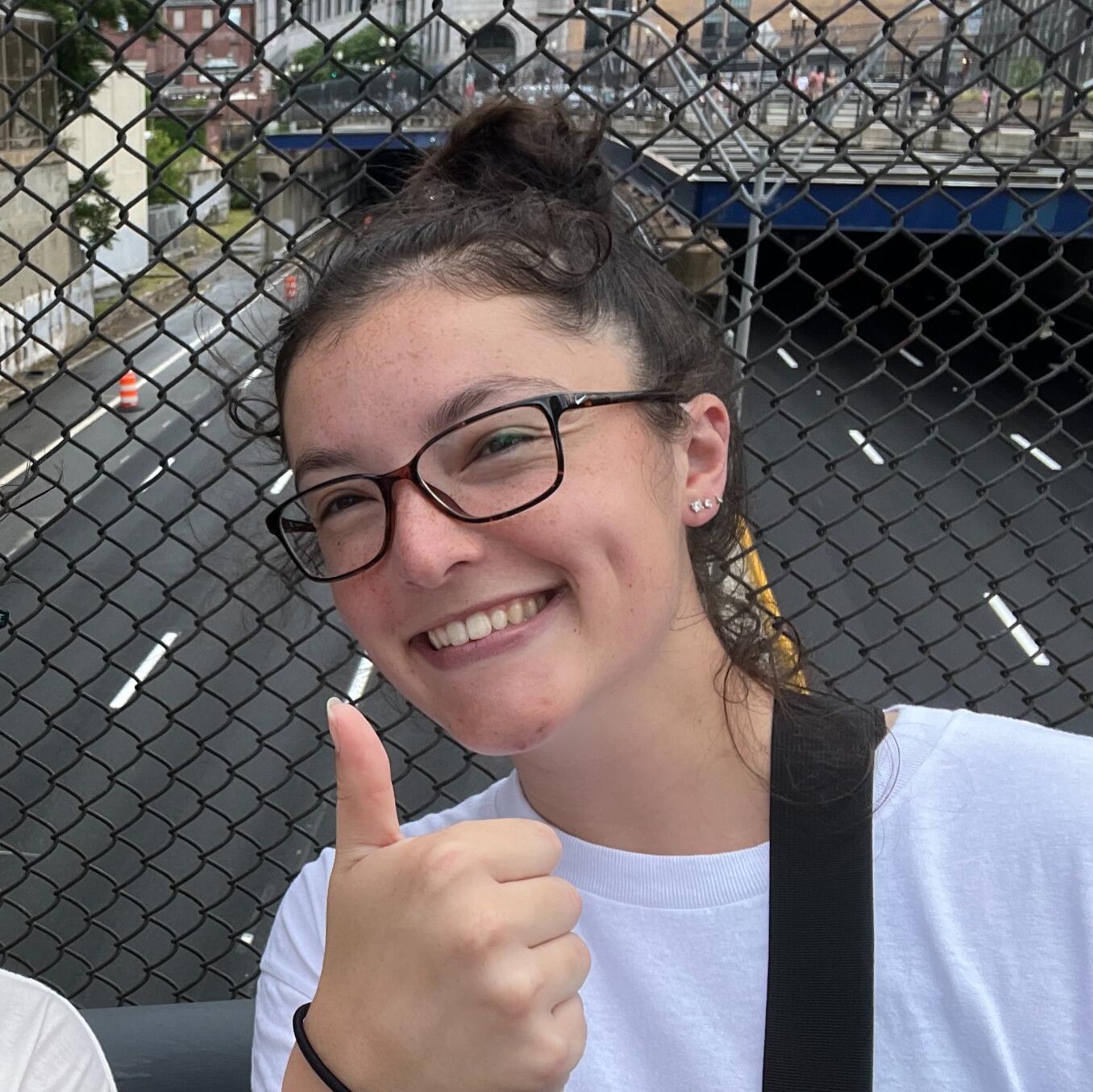 Chloe Hasund (she/her)